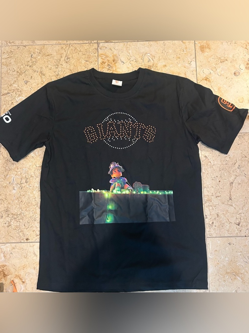 NWT Disney Pixar SF Giants Tee Size Small